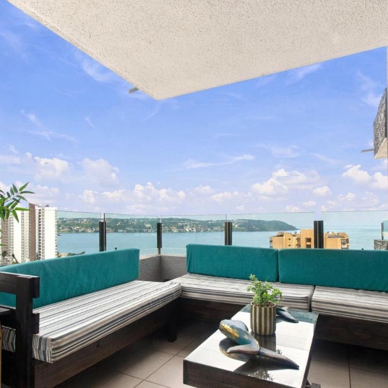 Oceana Suites Esmeralda - Two-Bedroom Apartment with Sea View - 3