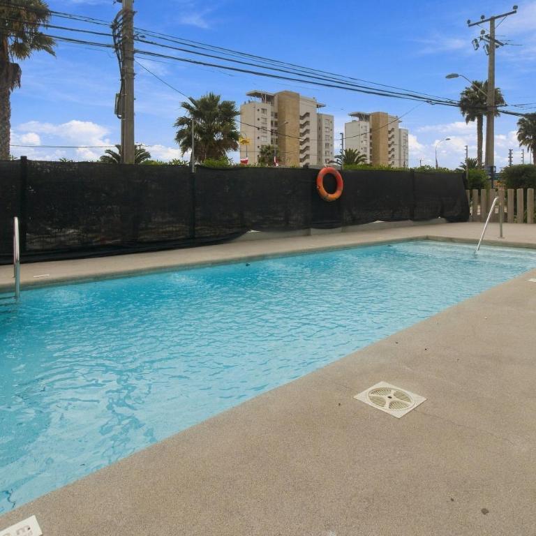Oceana Suites Esmeralda - Two-Bedroom Apartment with Sea View - 4