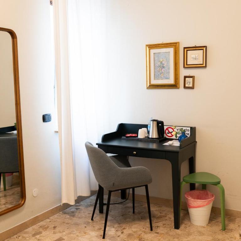 Arena Rooms - Camera Matrimoniale con Bagno in Comune - 5