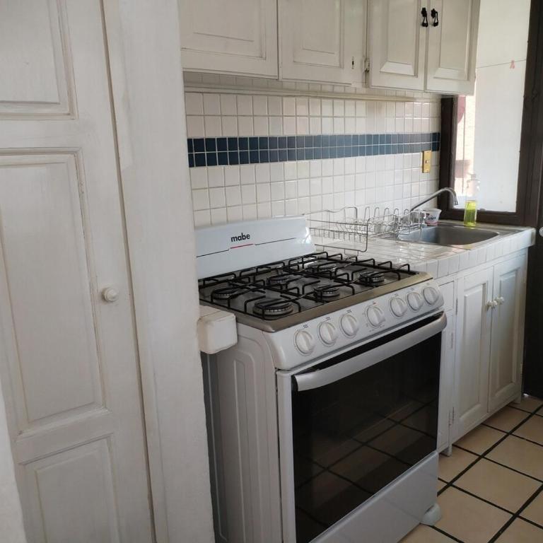 Lindo depa 3 recámaras, tres baños, estacionamiento y vigilancia - Apartamento de 3 dormitorios - 5
