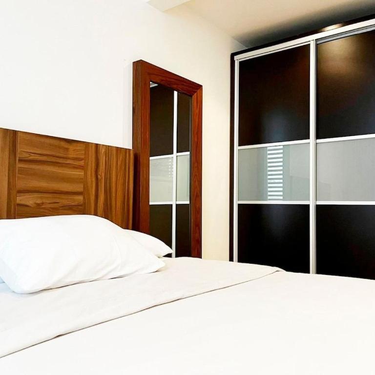 Condesa Residence Amsterdam B Inviting 2BR, 1BA Apartment with Modern Touches on Amsterdam Avenue - Apartamento - 3