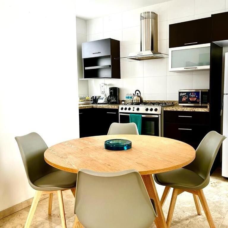 Condesa Residence Amsterdam G Elegant 1BR, 1BA Apartment Nestled on Amsterdam Avenue - Apartamento - 21