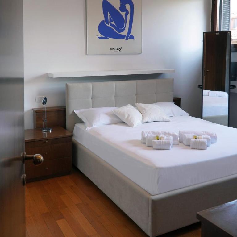 Pool Fresh Garden Duomo 15 min San Siro Stadium Rho Fair 5 PAX - Appartamento con 1 Camera da Letto - 15