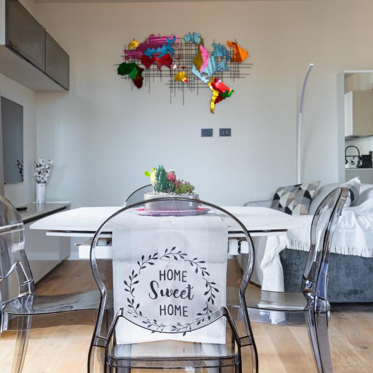 L'Essenziale Fronte Mura, Luxury stay in Lucca city center with private parking - Two-Bedroom Apartment - 2
