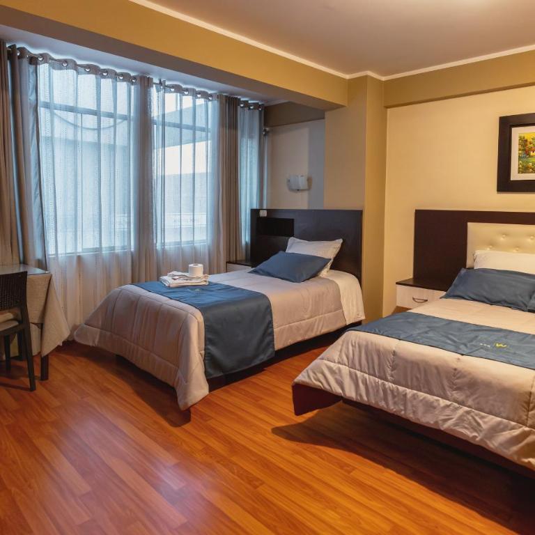 Hotel París - Double Room with Private Bathroom - 3