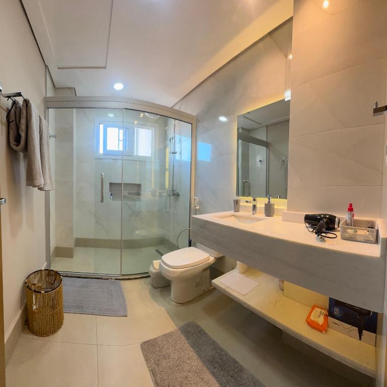 Area Paseo La Galería - 3 Bedroom Apartment - 195 m2 - Three-Bedroom Apartment - 24