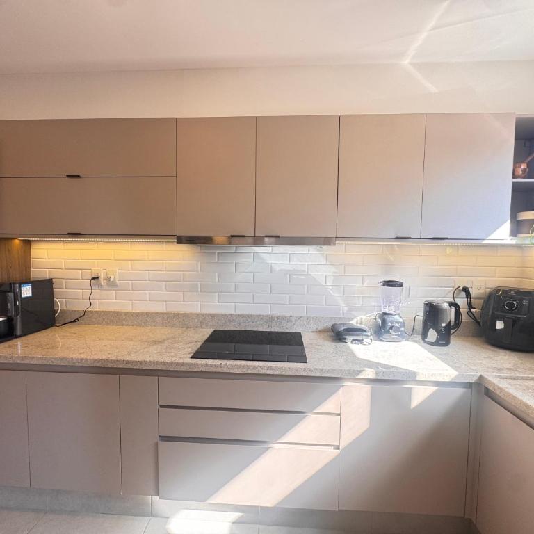 Area Paseo La Galería - 3 Bedroom Apartment - 195 m2 - Three-Bedroom Apartment - 8