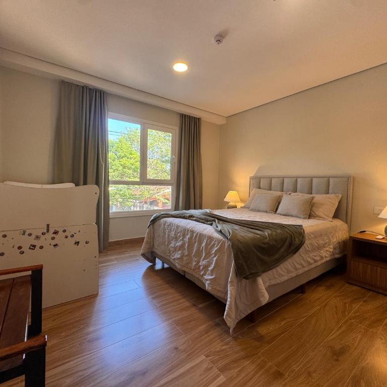 Area Paseo La Galería - 3 Bedroom Apartment - 195 m2 - Three-Bedroom Apartment - 5