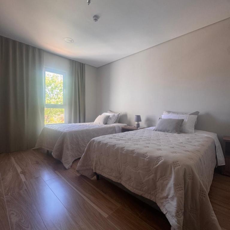 Area Paseo La Galería - 3 Bedroom Apartment - 195 m2 - Three-Bedroom Apartment - 34