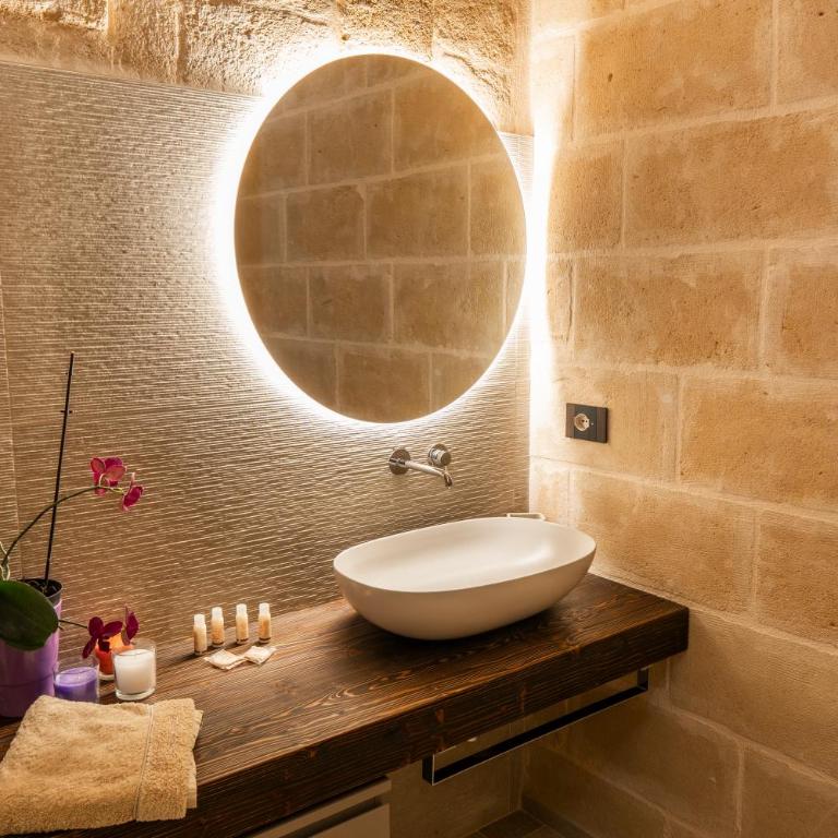 Mythos Suites Matera - Appartamento con 1 Camera da Letto e Vasca Idromassaggio - 10