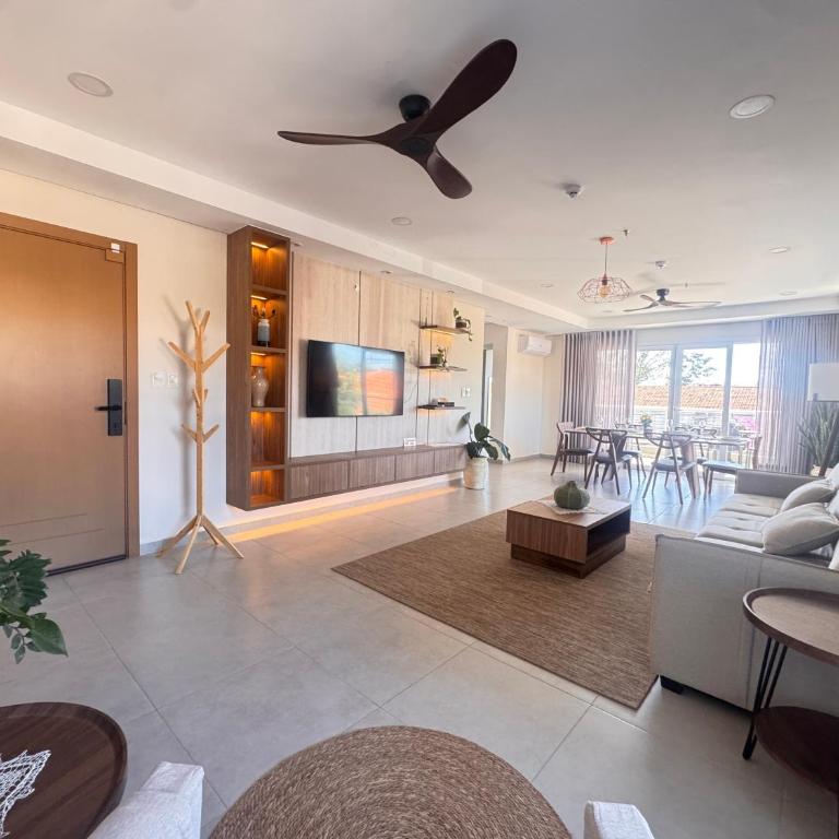 Area Paseo La Galería - 3 Bedroom Apartment - 195 m2 - Three-Bedroom Apartment - 1