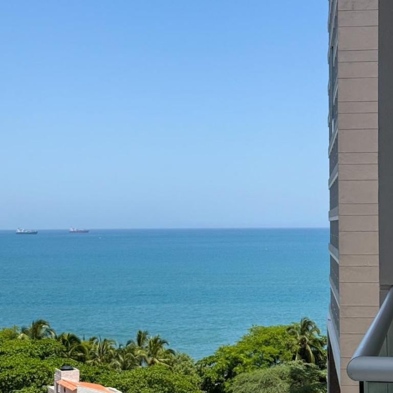 Modern loft 100 steps from Bello Horizonte Beach - One-Bedroom Apartment with Balcony and Sea View - 32