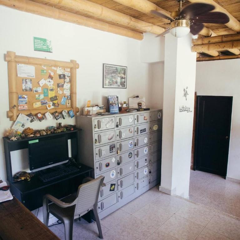 Private room - 4 people, pool sea view - Double or Twin Room - 31