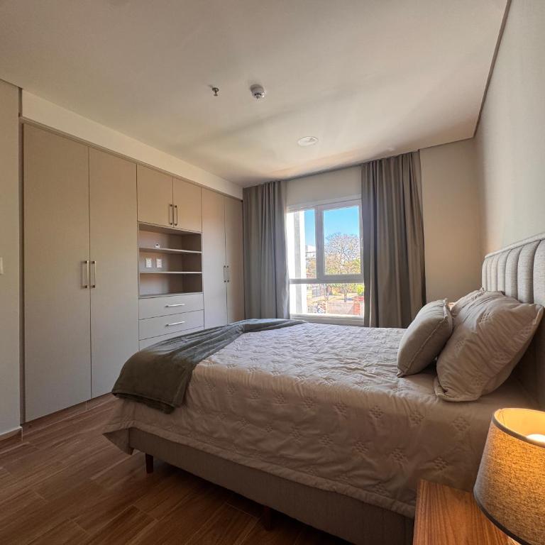 Area Paseo La Galería - 3 Bedroom Apartment - 195 m2 - Three-Bedroom Apartment - 2