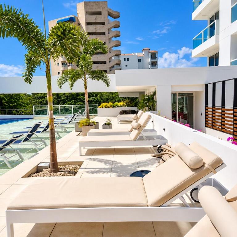 Premium Suite esquinera con jacuzzi, mar y montaña - Superior Suite with Sea View - 16
