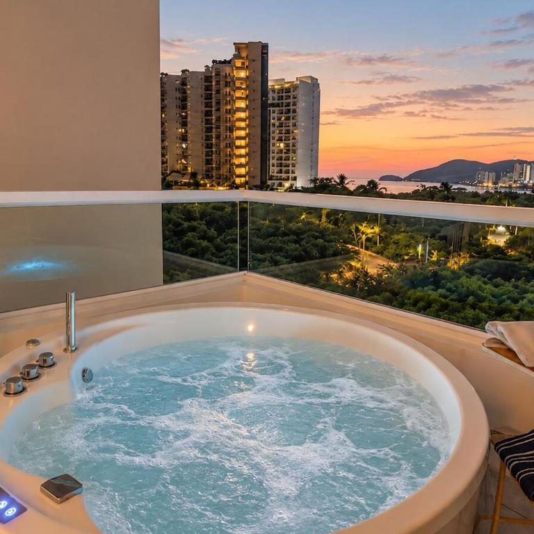 Premium Suite esquinera con jacuzzi, mar y montaña - Superior Suite with Sea View - 18