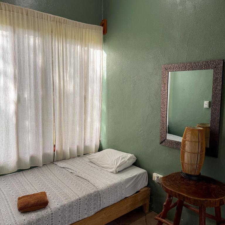 Cayuco Maya - Habitación Cuádruple con baño privado - 3