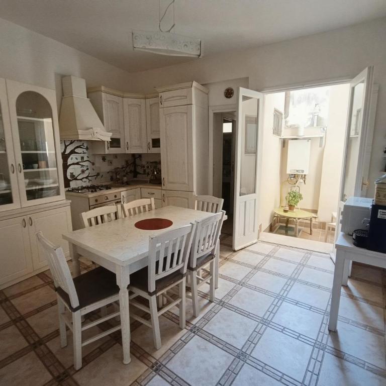 SEA-VIEW TERRACE & BIKES Moon Ortigia Holiday Home - Vacation Home - 41
