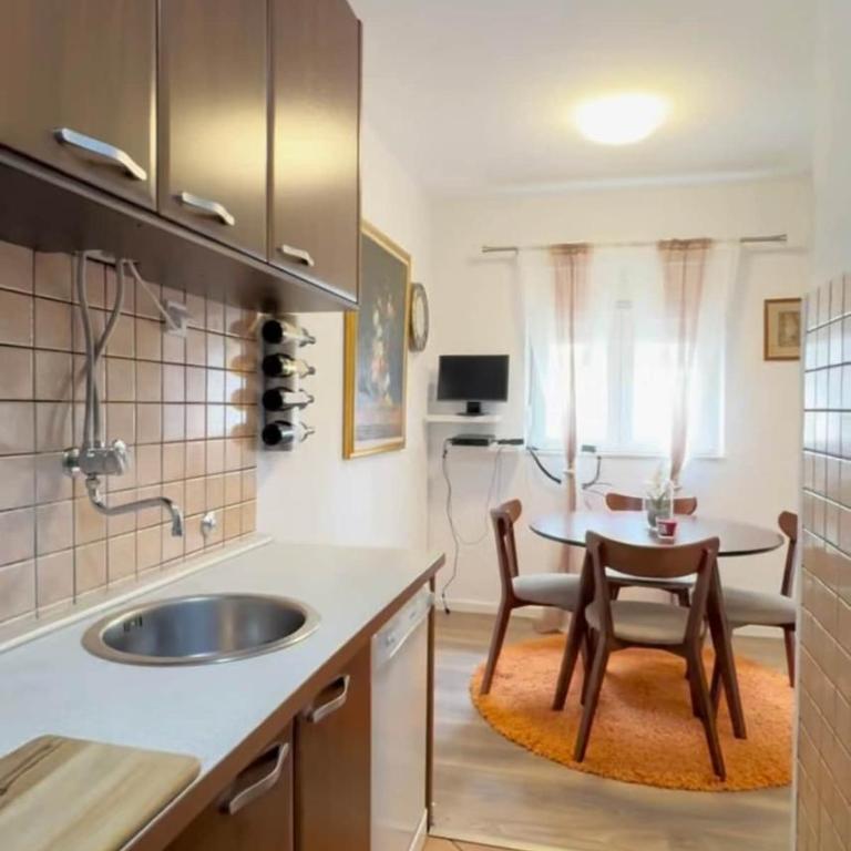 Palada 1 Spacious 3-Bedroom Apartment in Podgorica - Appartement 3 Chambres - 4