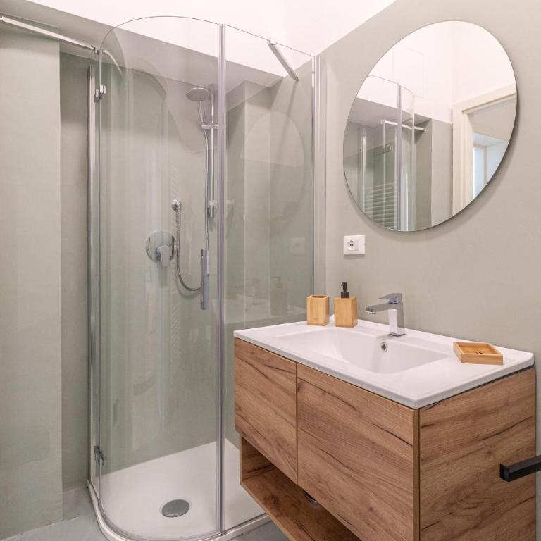 Spacious 7-Guest Apartment In Central Bologna - Appartamento con 3 Camere da Letto - 9