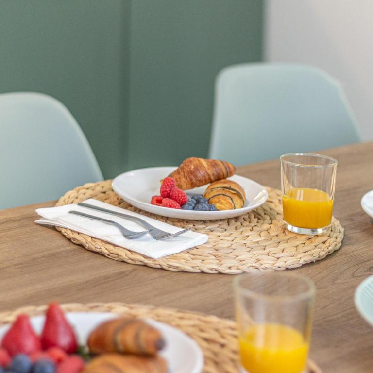 Spacious 7-Guest Apartment In Central Bologna - Appartamento con 3 Camere da Letto - 25