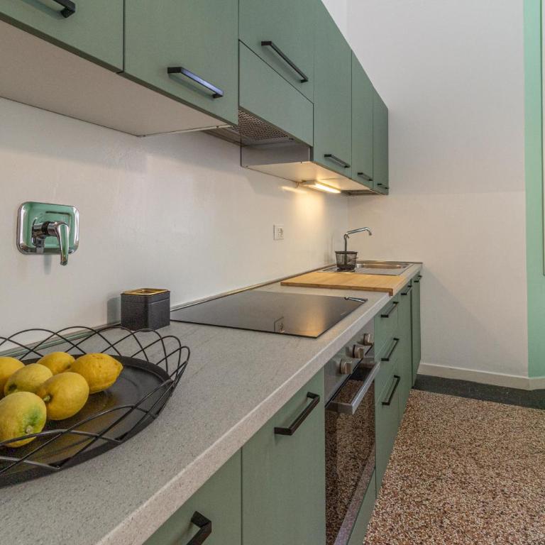 Spacious 7-Guest Apartment In Central Bologna - Appartamento con 3 Camere da Letto - 36