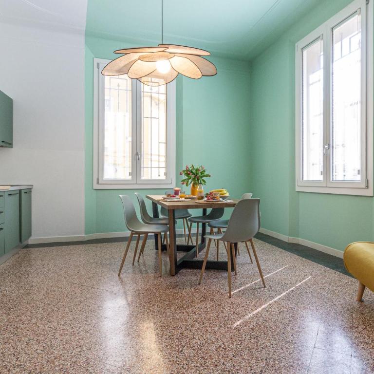 Spacious 7-Guest Apartment In Central Bologna - Appartamento con 3 Camere da Letto - 40
