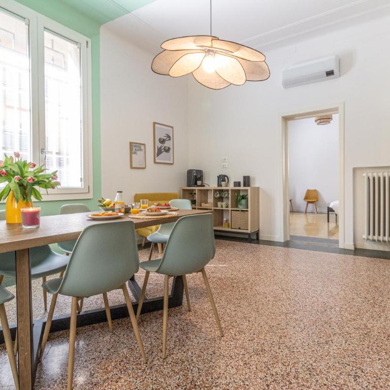 Spacious 7-Guest Apartment In Central Bologna - Appartamento con 3 Camere da Letto - 38