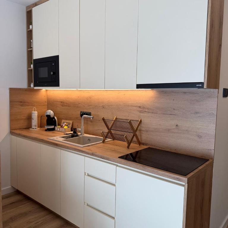 AURA Premium studio - One-Bedroom Apartment - 11