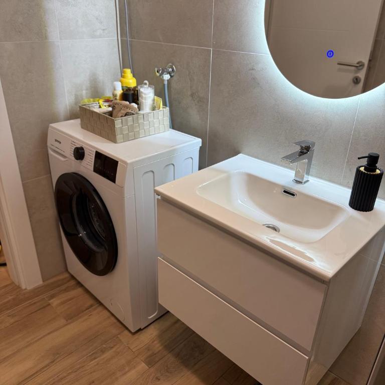AURA Premium studio - One-Bedroom Apartment - 24