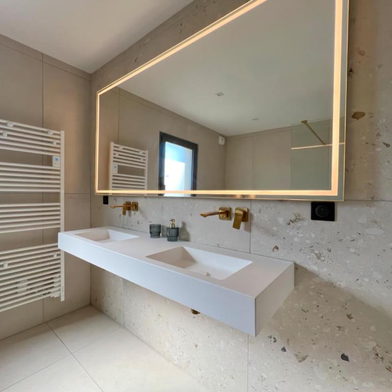 Premium surf lodge - Villa - 11