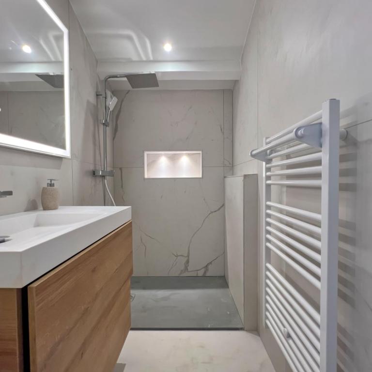 Premium surf lodge - Villa - 14