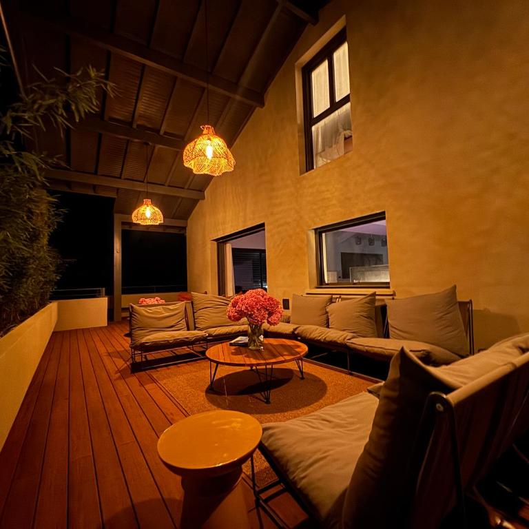 Premium surf lodge - Villa - 19