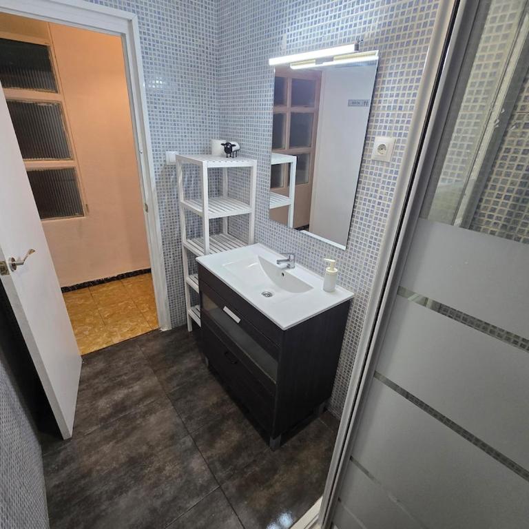 Apartment in the Mediterranean port of Cambrils - Appartement - 7
