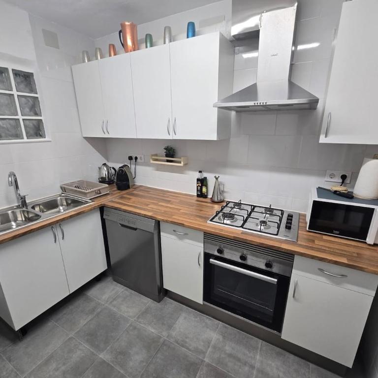 Apartment in the Mediterranean port of Cambrils - Appartement - 27