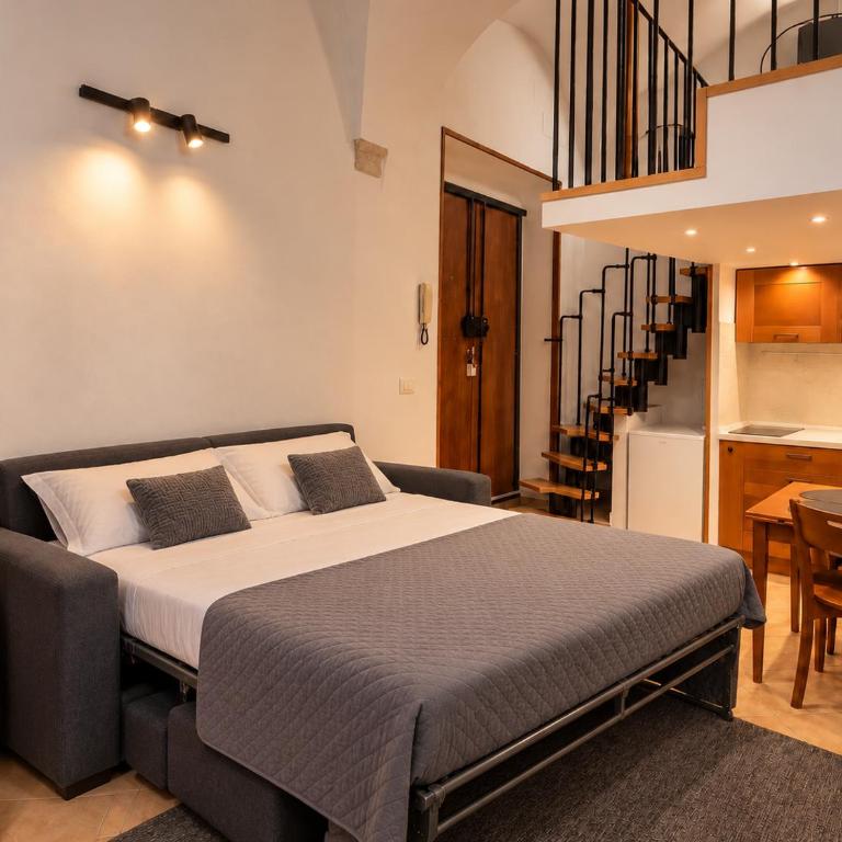 Loft degli Specchi Historic Center of Rome - One-Bedroom Apartment - 8