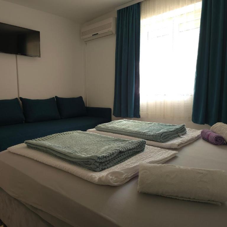 Guest House Nana - Chambre Triple avec Salle de Bains Privative - 7