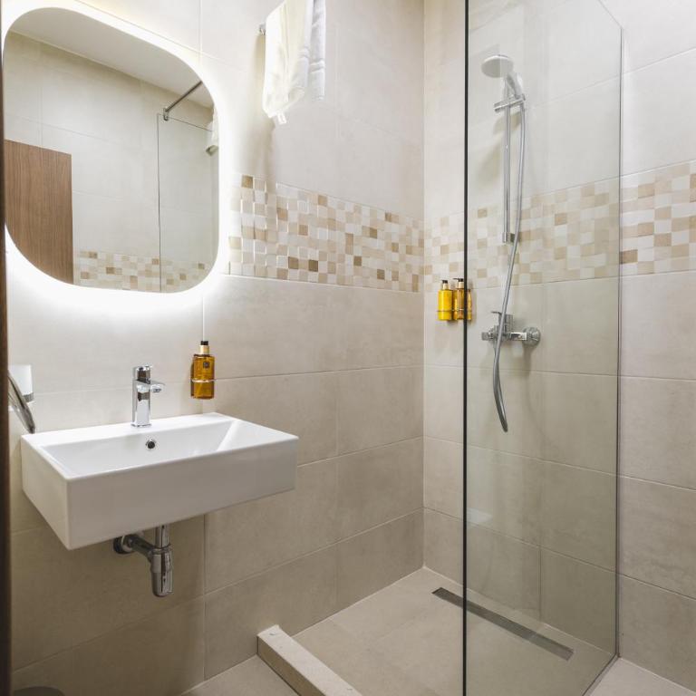 Borovnica Sweet Apartments - Niskobudžetna Dvokrevetna Soba sa Zasebnim Krevetima - 4
