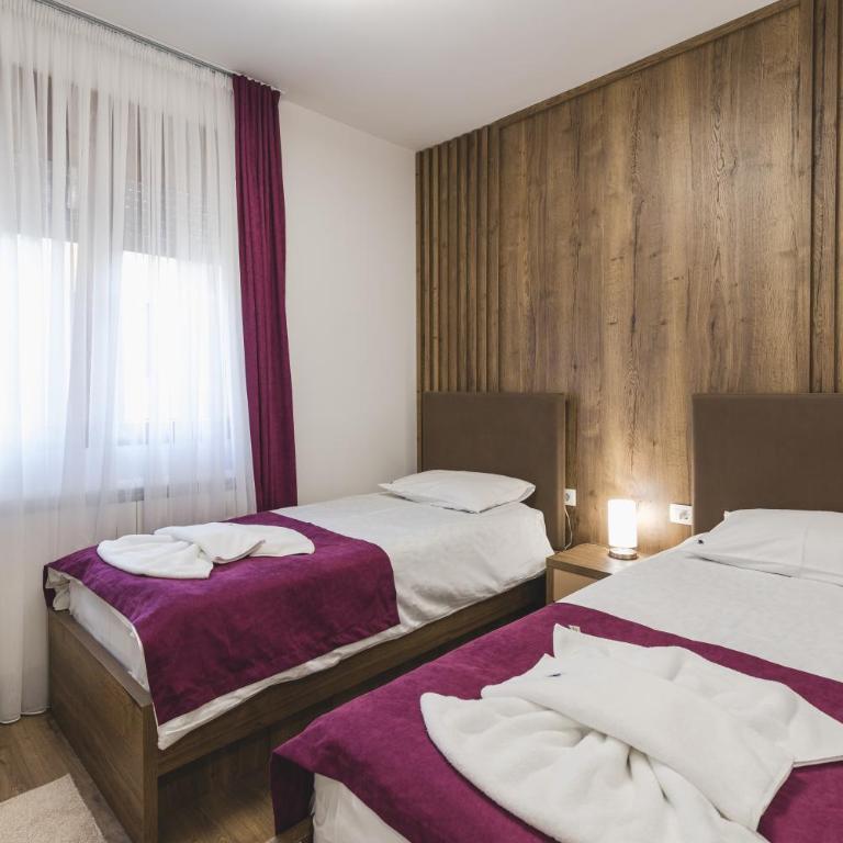 Borovnica Sweet Apartments - Niskobudžetna Dvokrevetna Soba sa Zasebnim Krevetima - 6