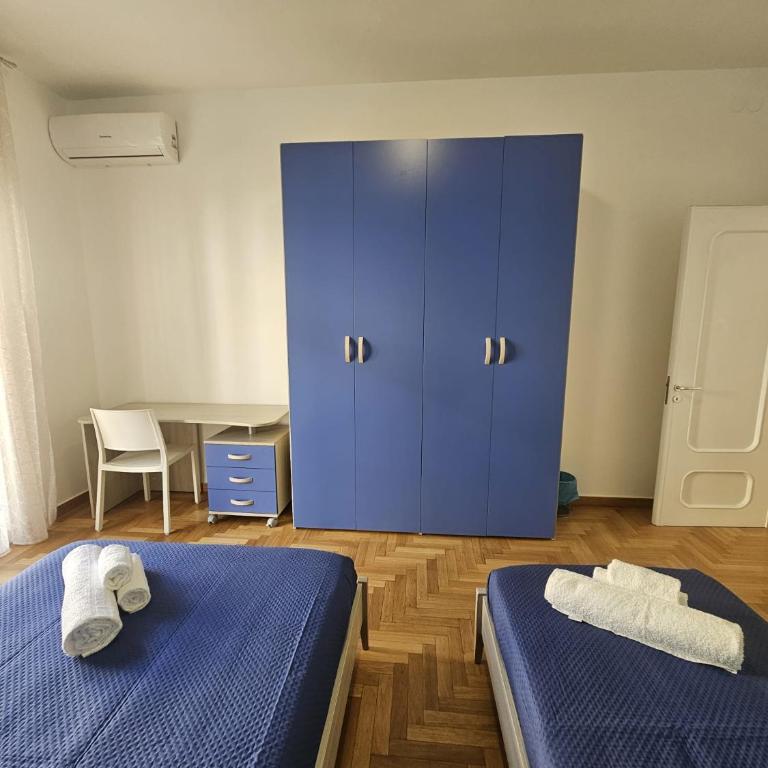 Rosy House - Appartamento con 2 Camere da Letto, Balcone e Terrazza - 2