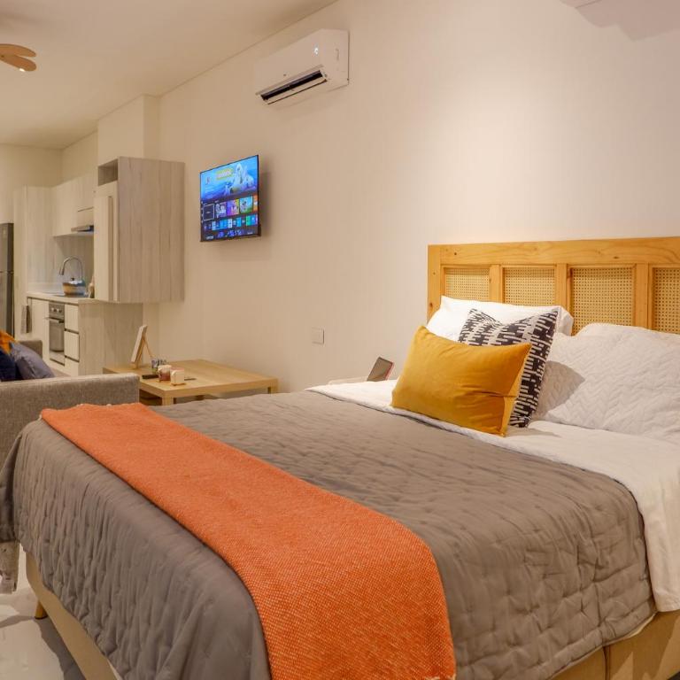 Modern loft 100 steps from Bello Horizonte Beach - One-Bedroom Apartment with Balcony and Sea View - 9