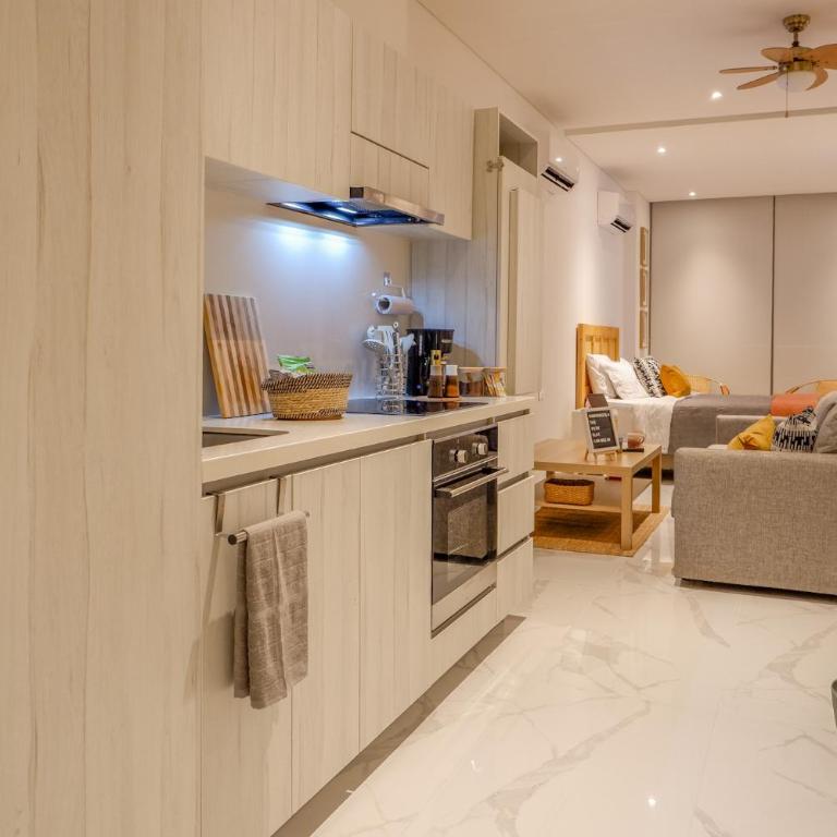 Modern loft 100 steps from Bello Horizonte Beach - One-Bedroom Apartment with Balcony and Sea View - 27