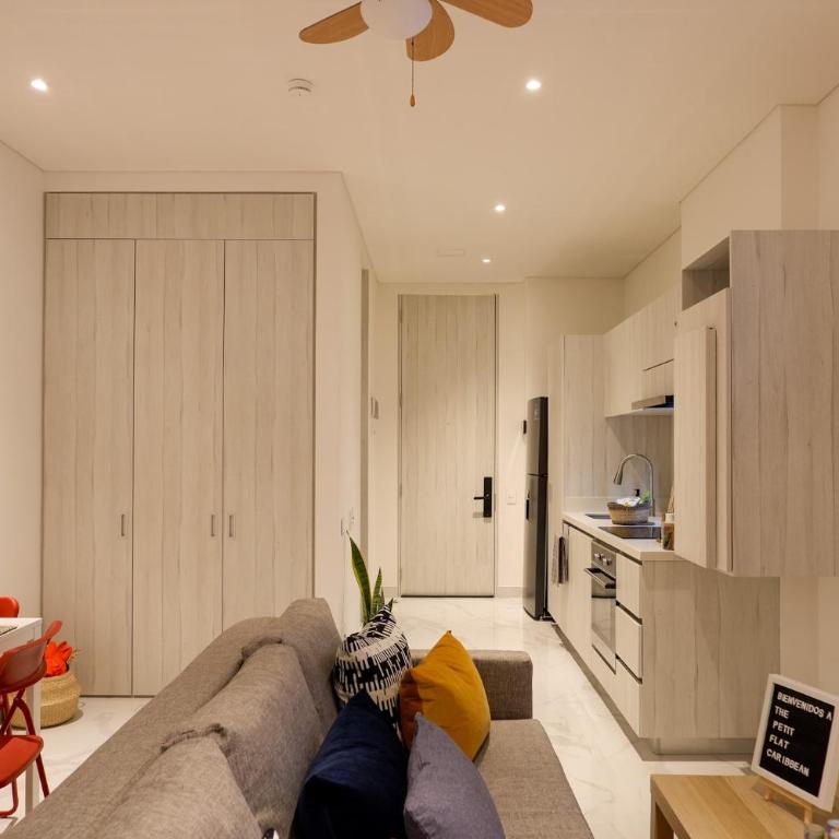 Modern loft 100 steps from Bello Horizonte Beach - One-Bedroom Apartment with Balcony and Sea View - 29