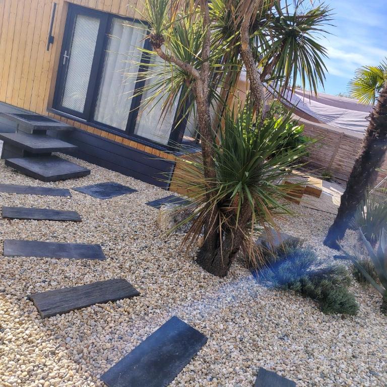 Chalet Le Clos Exotique - One-Bedroom Chalet - 20