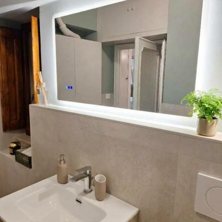 Dimora Ansidei - Appartamento con 2 Camere da Letto e Terrazza - 19
