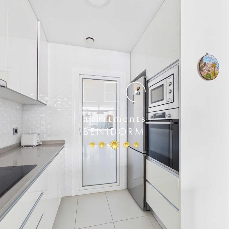 Sunset Drives Apartment By Leo Apartments - Appartamento con 2 Camere da Letto - 3