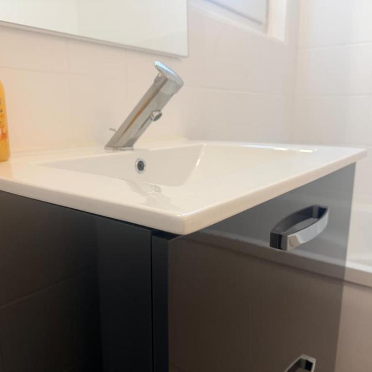 METZ Sleeps 5, balcony, 1 parking space, elevator - Appartement 1 Chambre - 14