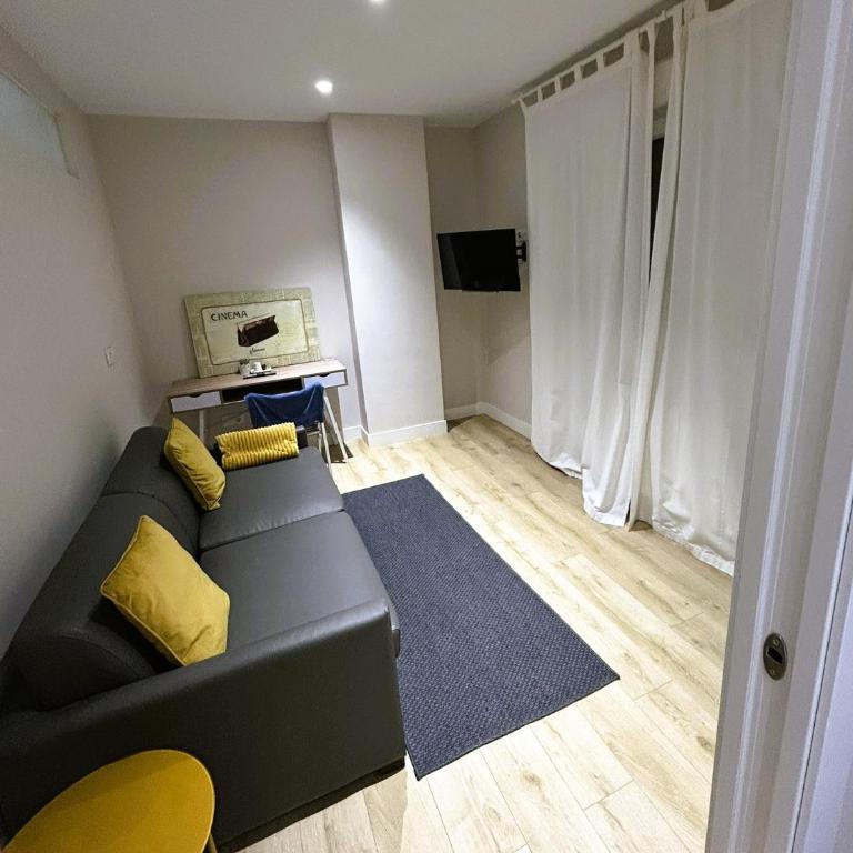 Pensión La Castellana - Habitación Doble con baño privado - 1
