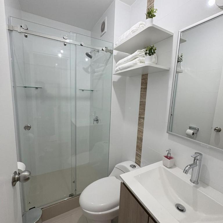 Brand New Modern Family Apartment Near Miraflores with Free Parking - Apartamento - 13