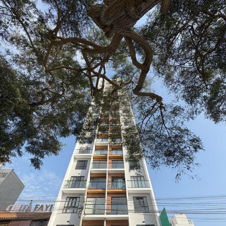 Brand New Modern Family Apartment Near Miraflores with Free Parking - Apartamento - 53
